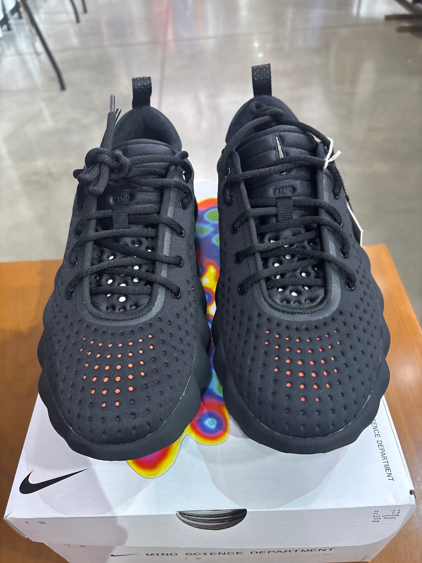 Nike Mind 002 Black Hyper Crimson