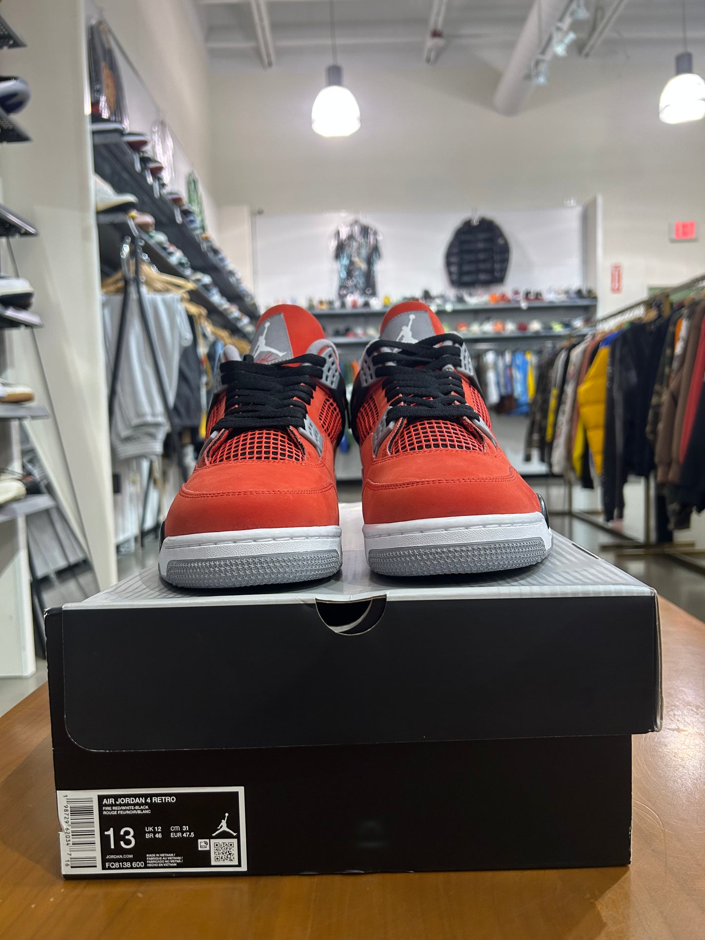 Air Jordan 4 Toro Bravo