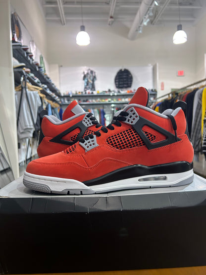 Air Jordan 4 Toro Bravo