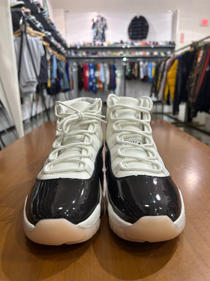 PREOWNED Air Jordan 11 Neopolitan