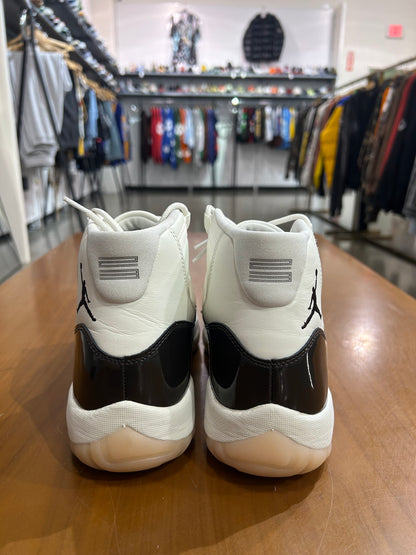 PREOWNED Air Jordan 11 Neopolitan
