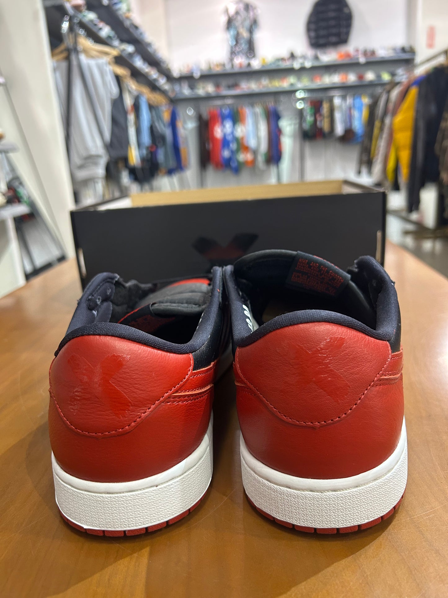 Air Jordan 1 Low Banned (No Box Lid)