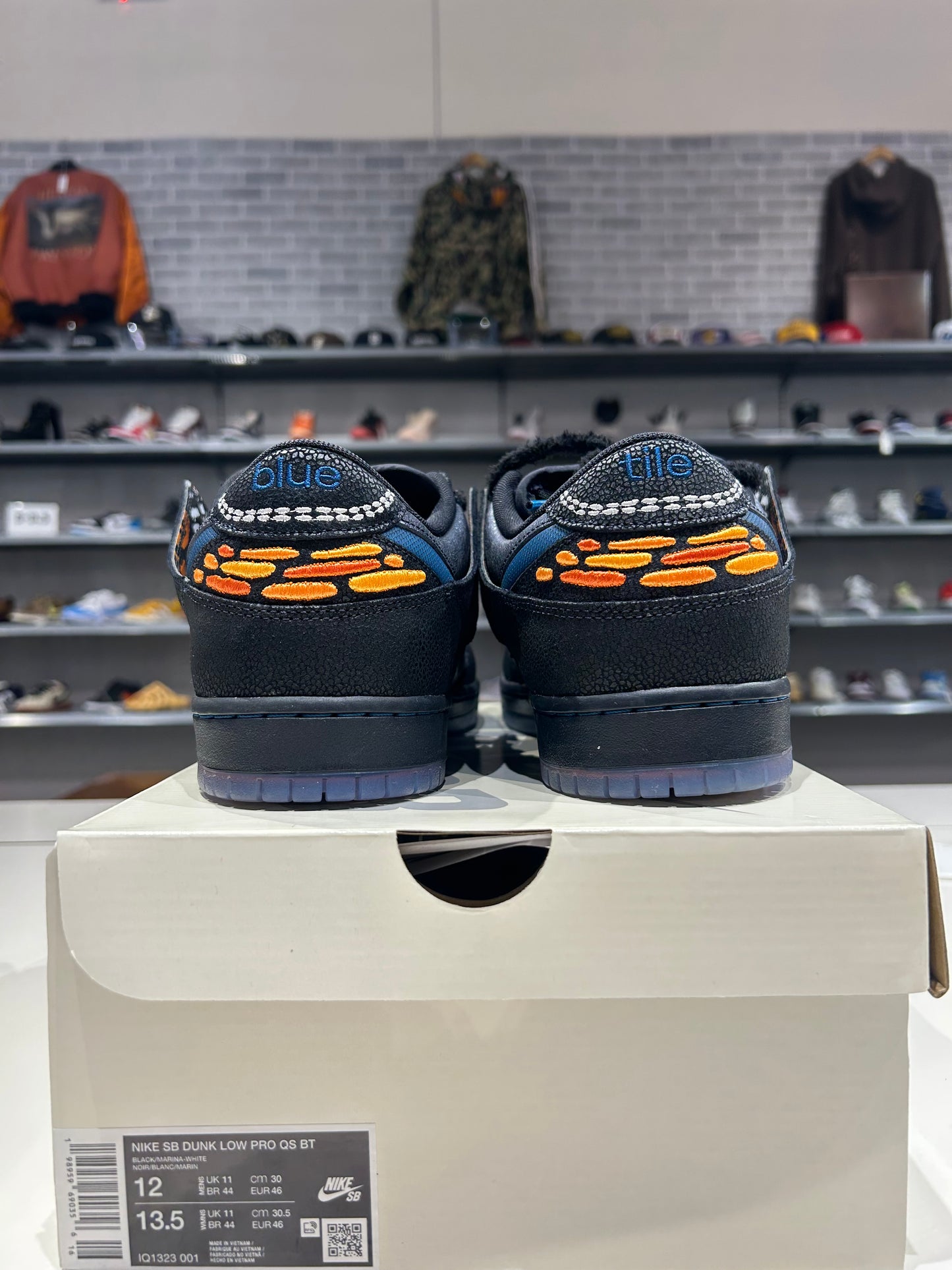 Nike SB Dunk Low Bluetile Skateboards