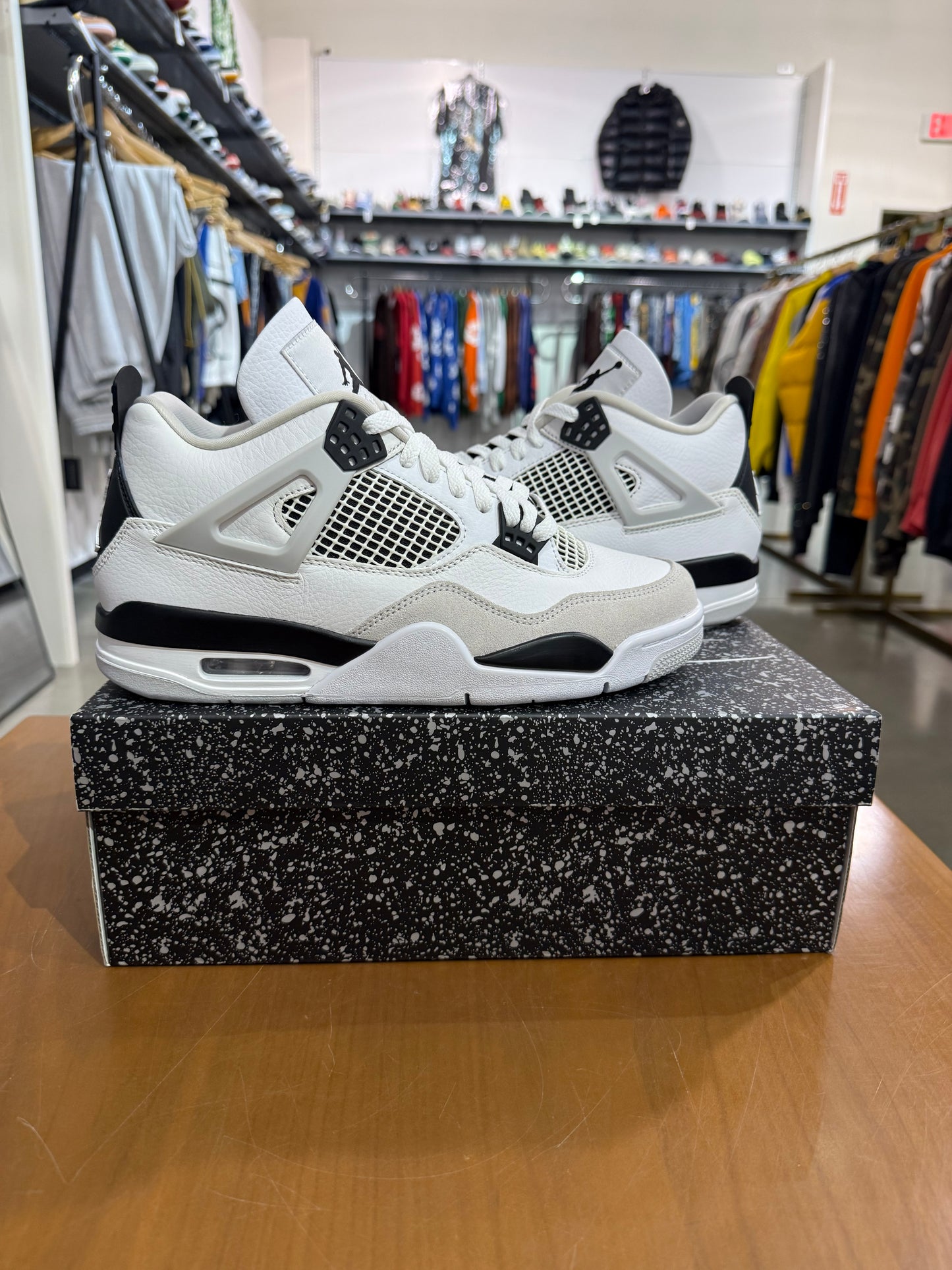 Air Jordan 4 Military Black