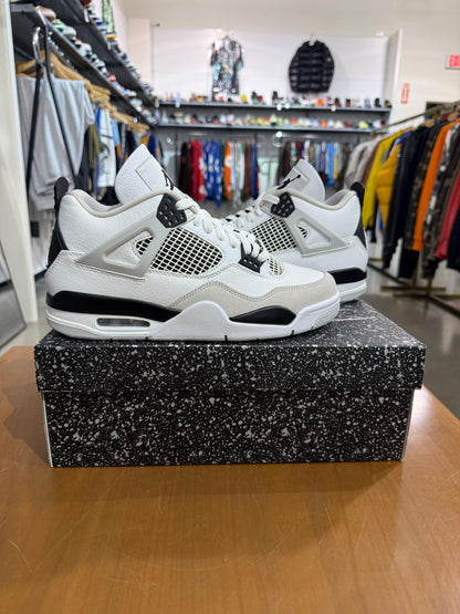 Air Jordan 4 Military Black