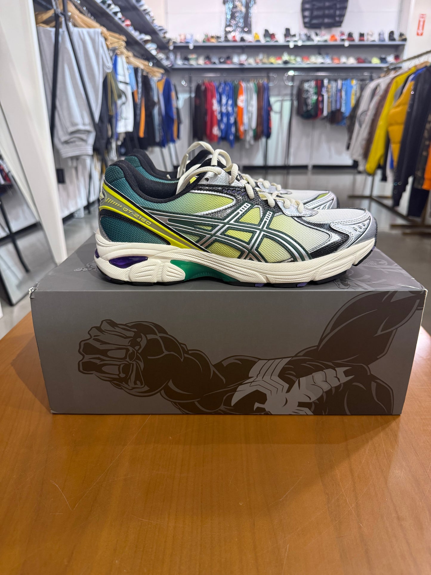Preowned Asics GT-2160 Kith Marvel Villains Green Goblin (Comic Included)