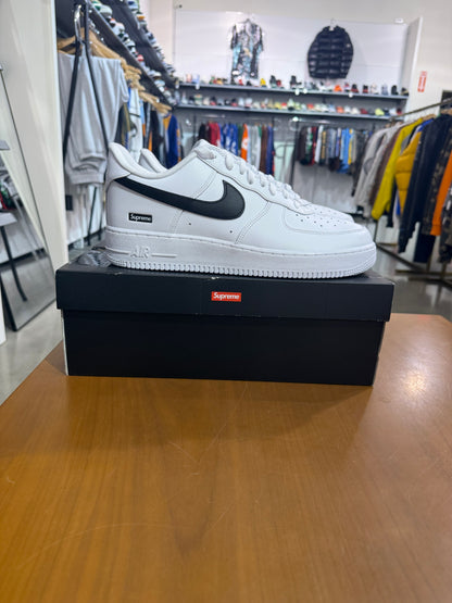 Supreme Air Force 1 Low White (Black Swoosh)
