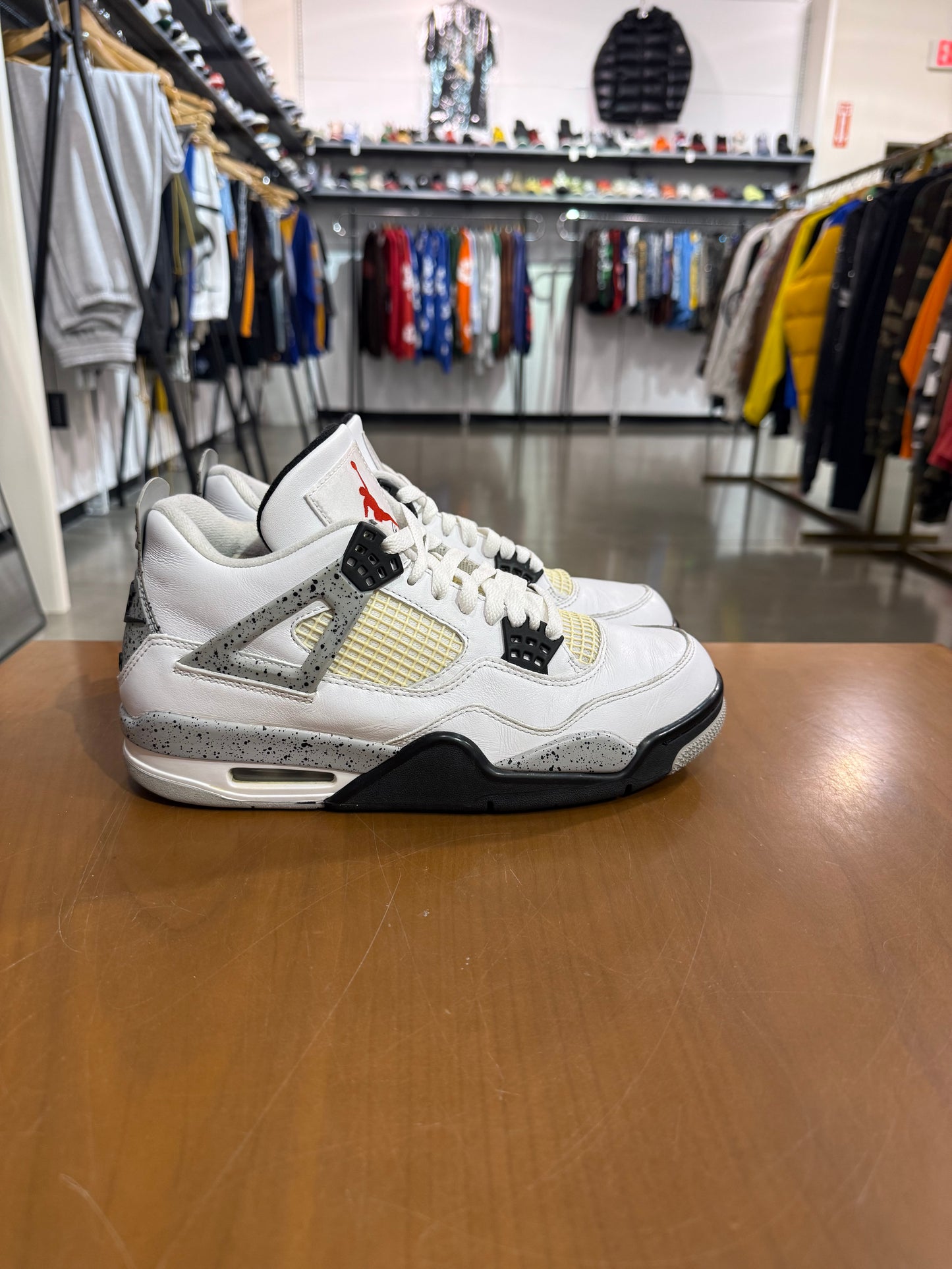Preowned Air Jordan 4 White Cement (2016)