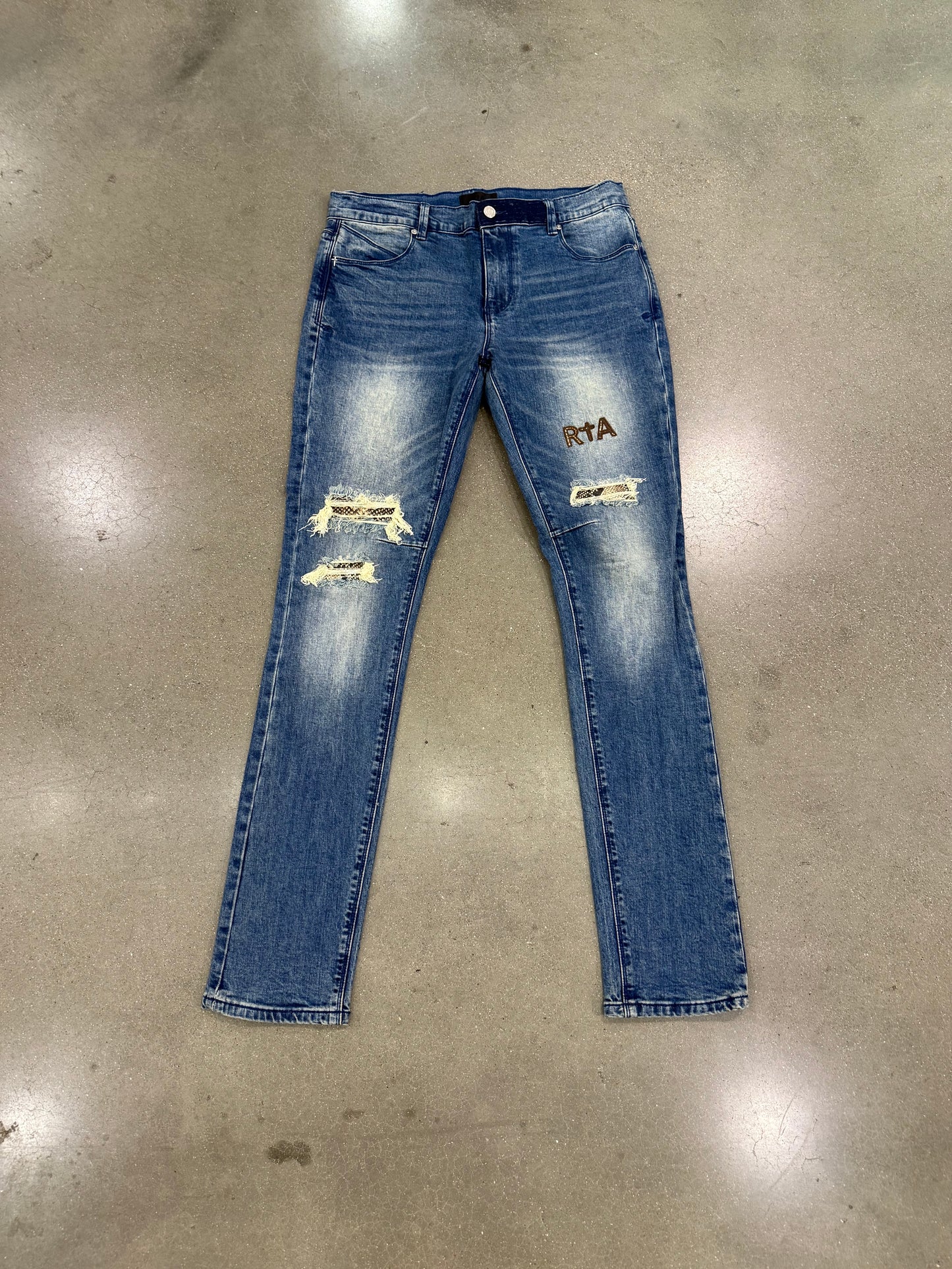 Preowned RTA Embroidered Logo Plain Light Wash Ripped Jeans