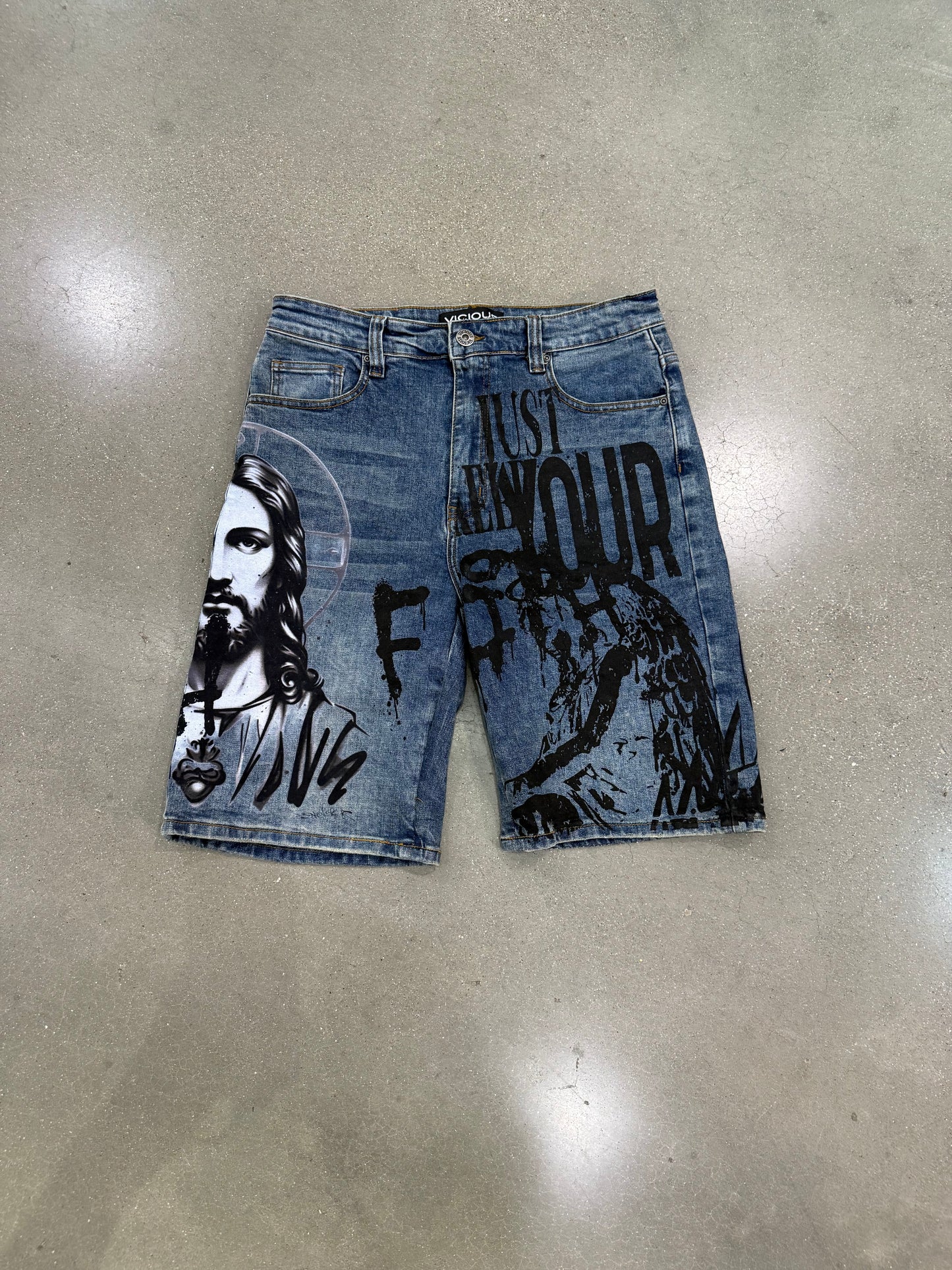 Preowned Vicious Faith Denim shorts Antique Blue vc 1130