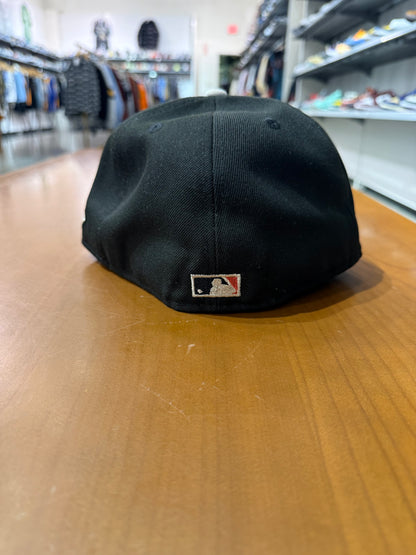 Preowned New Era 30th Anniversary Mariners Black Hat