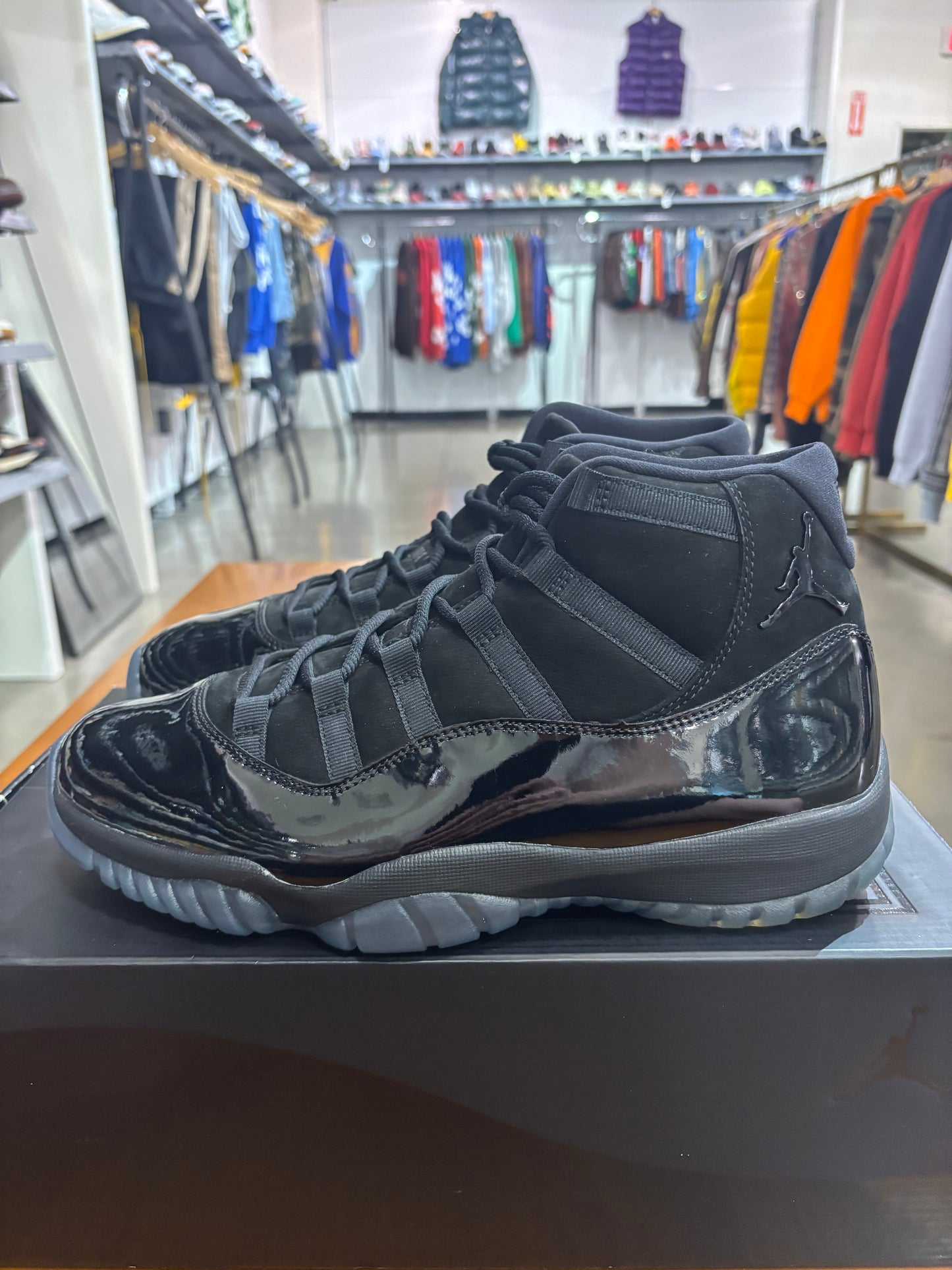 Air Jordan 11 Cap and Gown