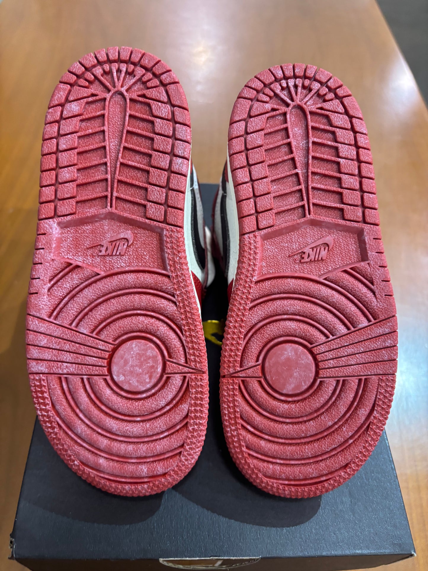 Air Jordan 1 Lost and Found