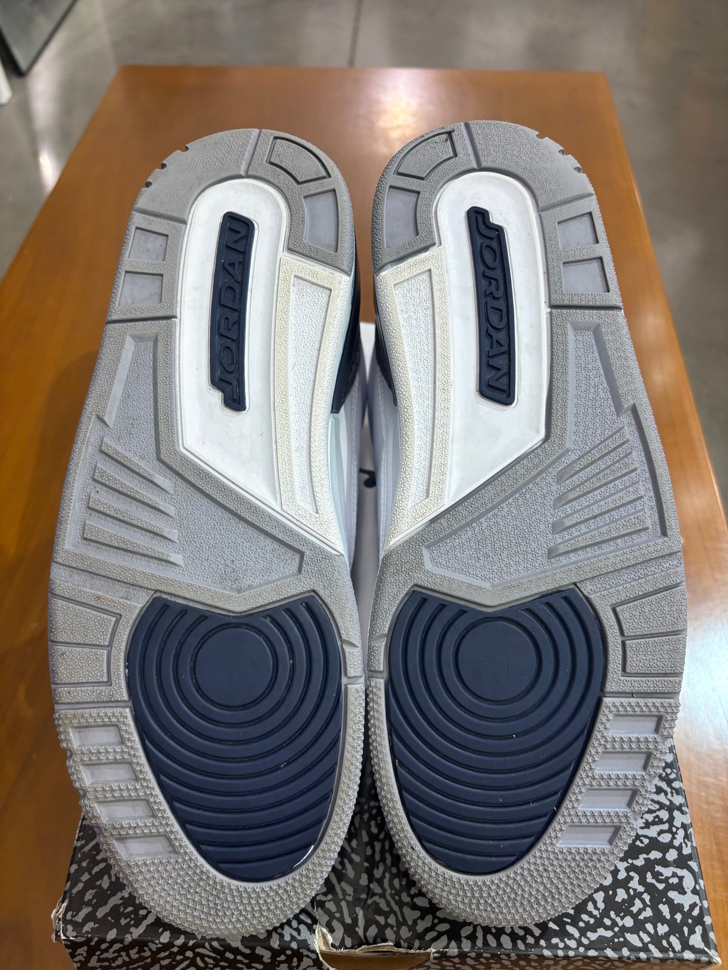 Preowned Air Jordan 3 Midnight Navy