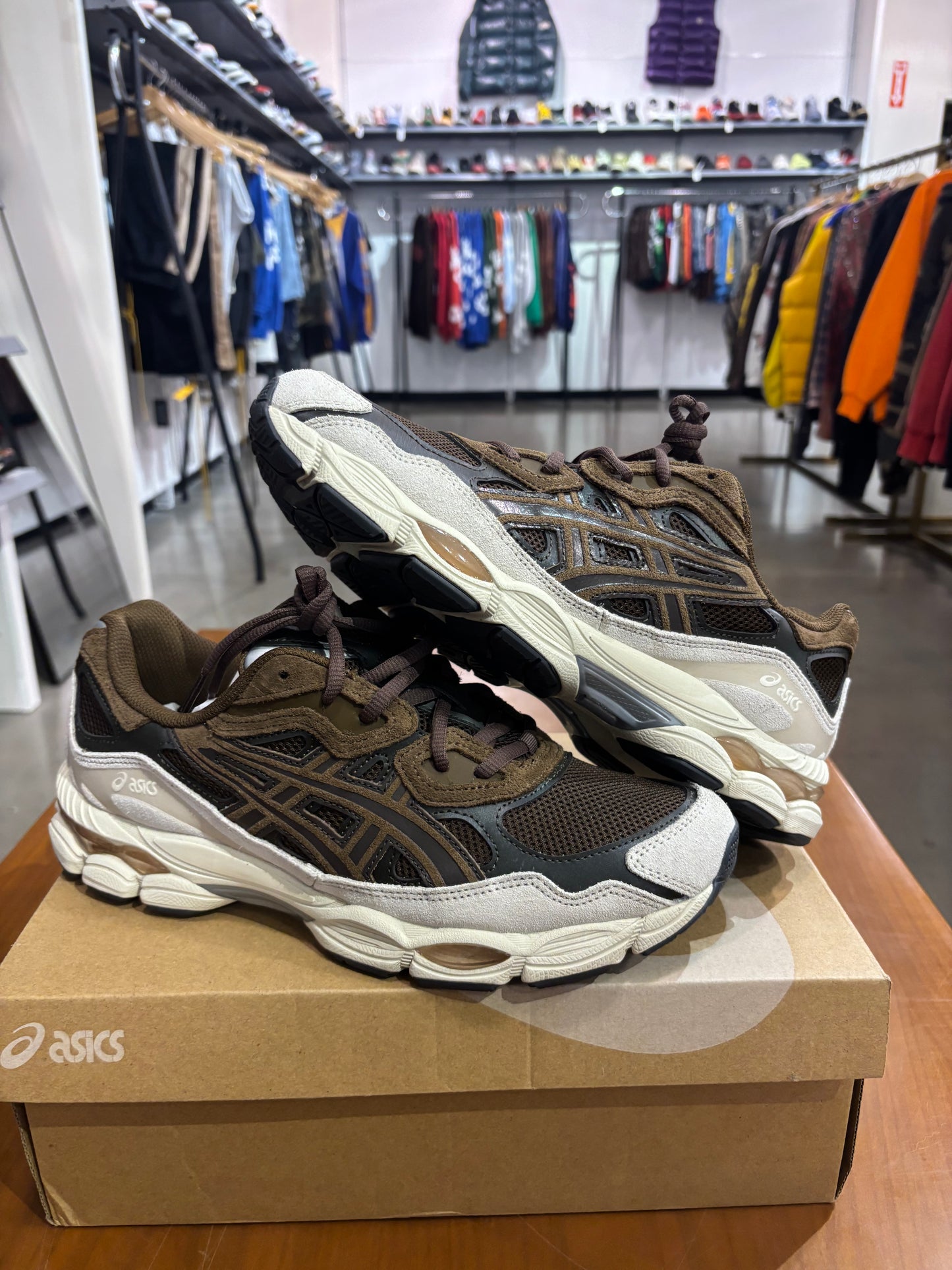 Preowned ASICS Gel-NYC Brown Strom Black Coffee