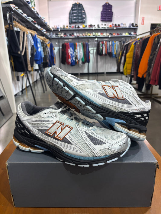Preowned New Balance 1906R White Black Copper