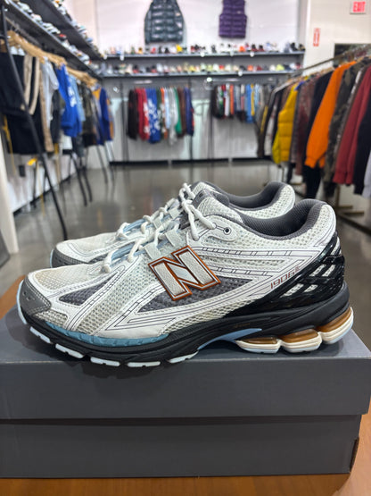 Preowned New Balance 1906R White Black Copper