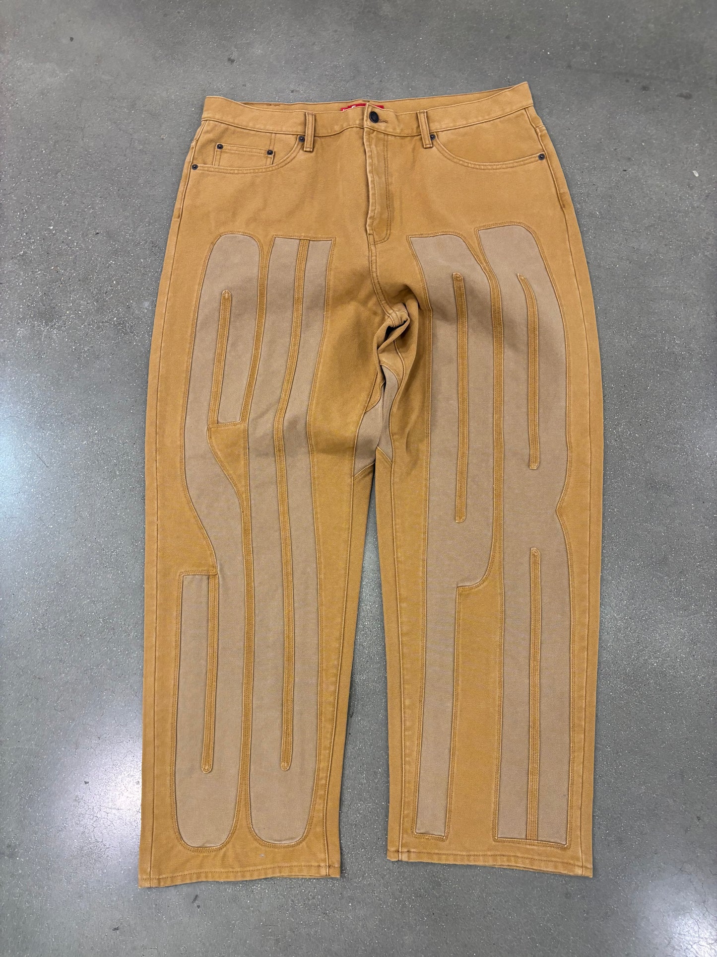 Supreme Inset Spellout Baggy Jeans Brown