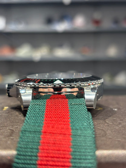 Preowned Gucci Dive 136.2 Watch Stainless Steel Nylon Strap