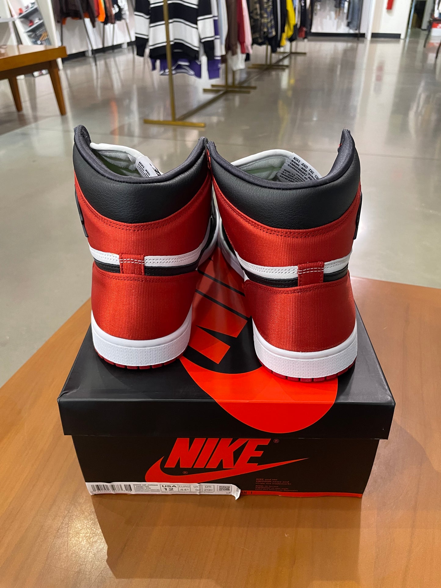 Air Jordan 1 Satin Black Toe