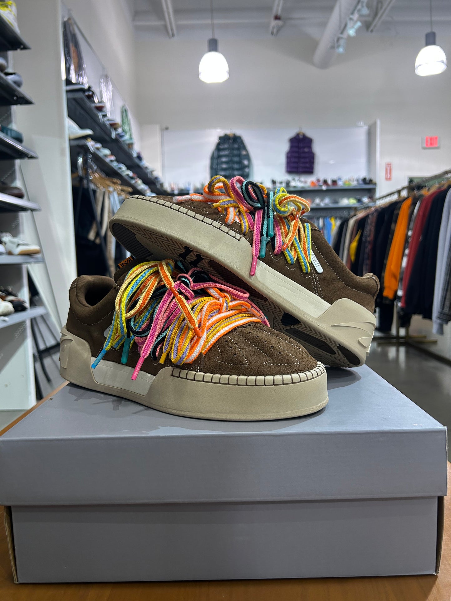 PREOWNED Anta Kai Hela Brown