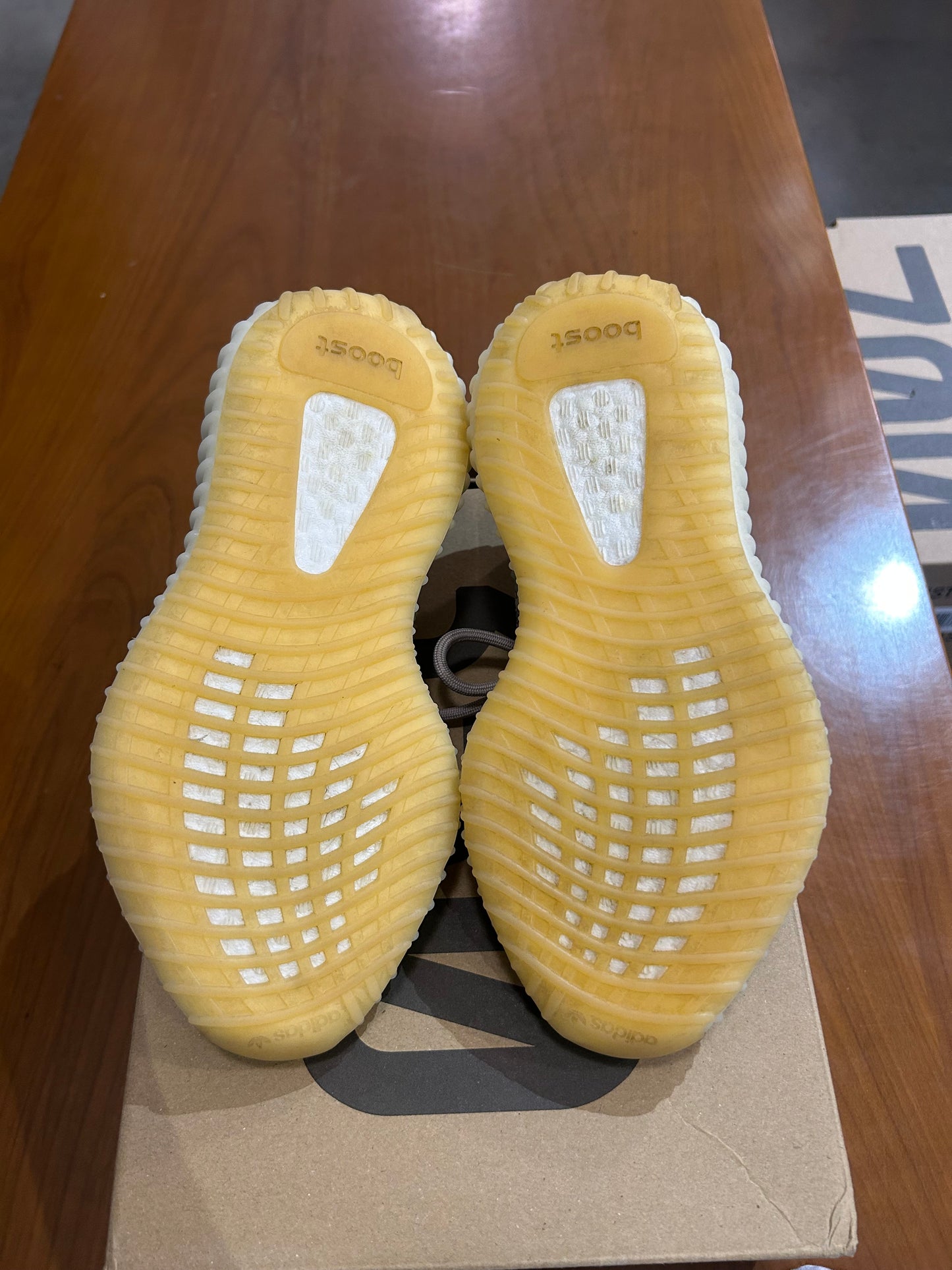 PREOWNED Yeezy 350 V2 Zyon
