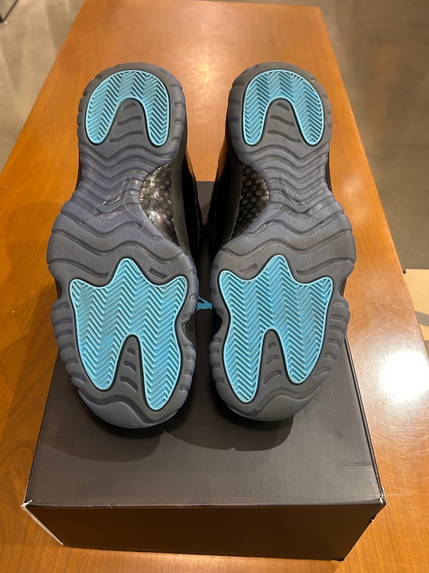 PREOWNED Air Jordan 11 Gamma