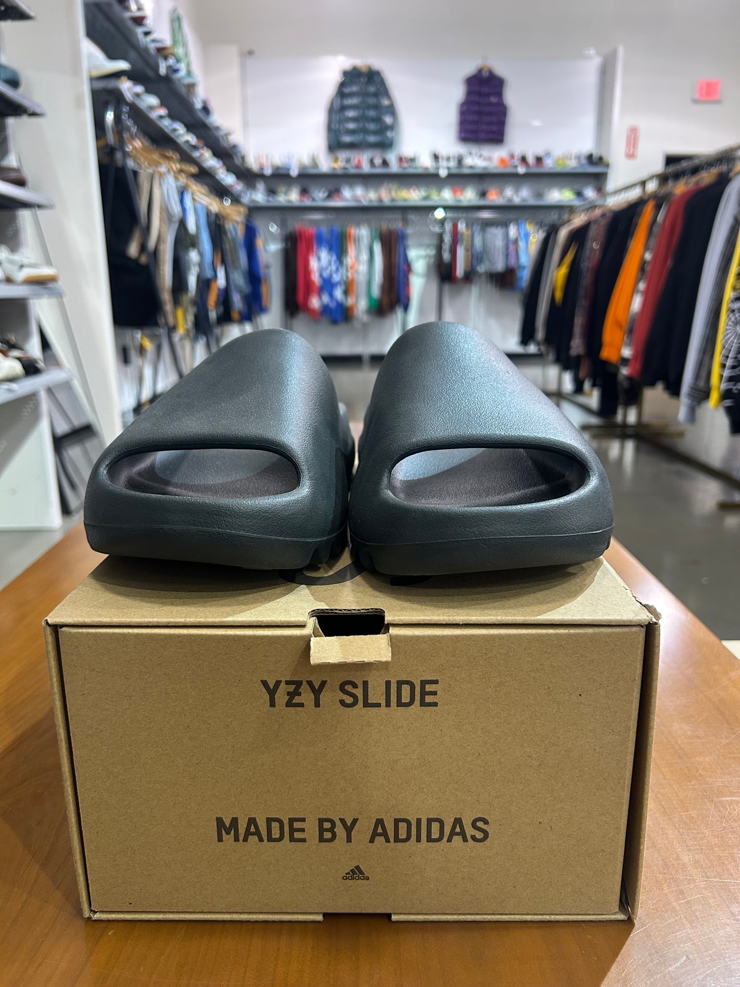 PREOWNED Adidas Yeezy Slide Dark Onyx