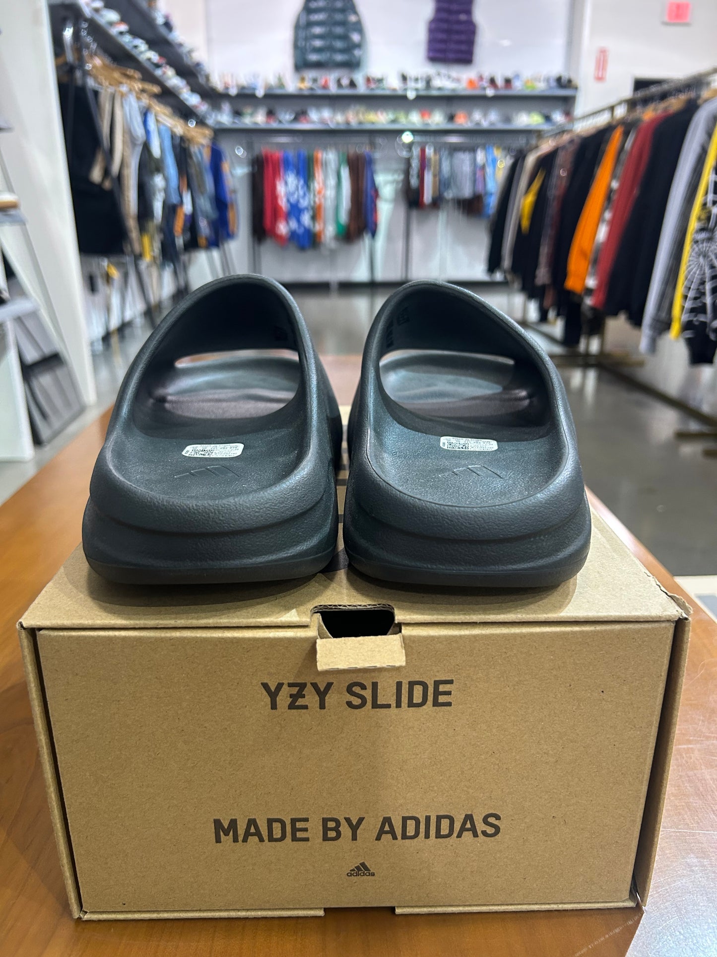 PREOWNED Adidas Yeezy Slide Dark Onyx