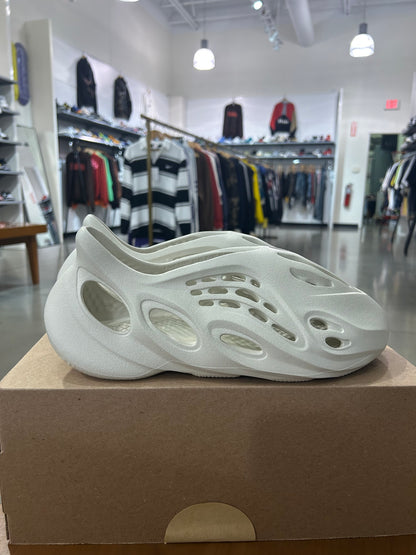 Yeezy Foam Runner Ararat