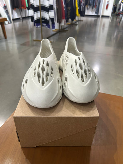 Yeezy Foam Runner Ararat