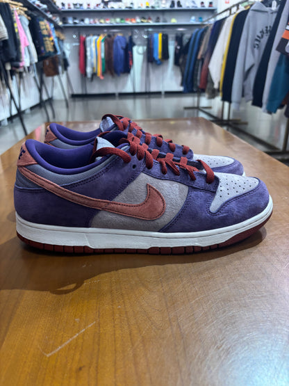 Preowned Nike Dunk Low Plum