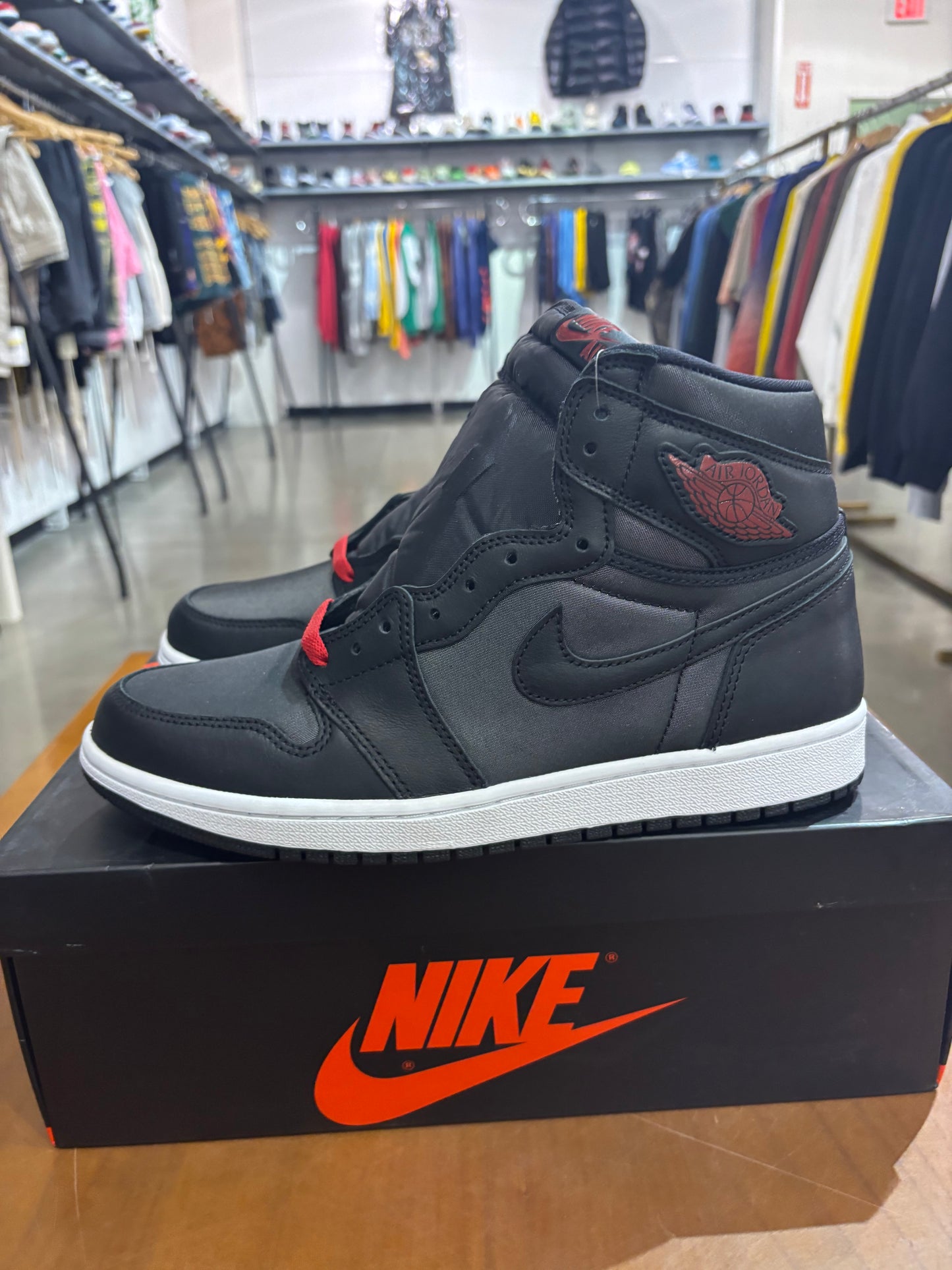Air Jordan 1 Black Satin Gym Red