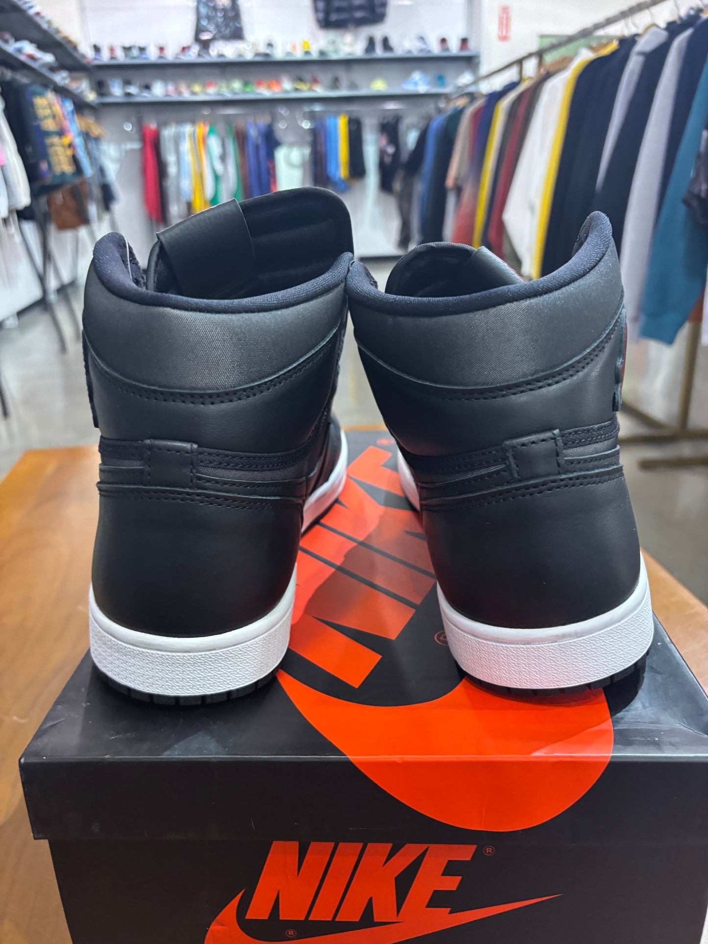 Air Jordan 1 Black Satin Gym Red