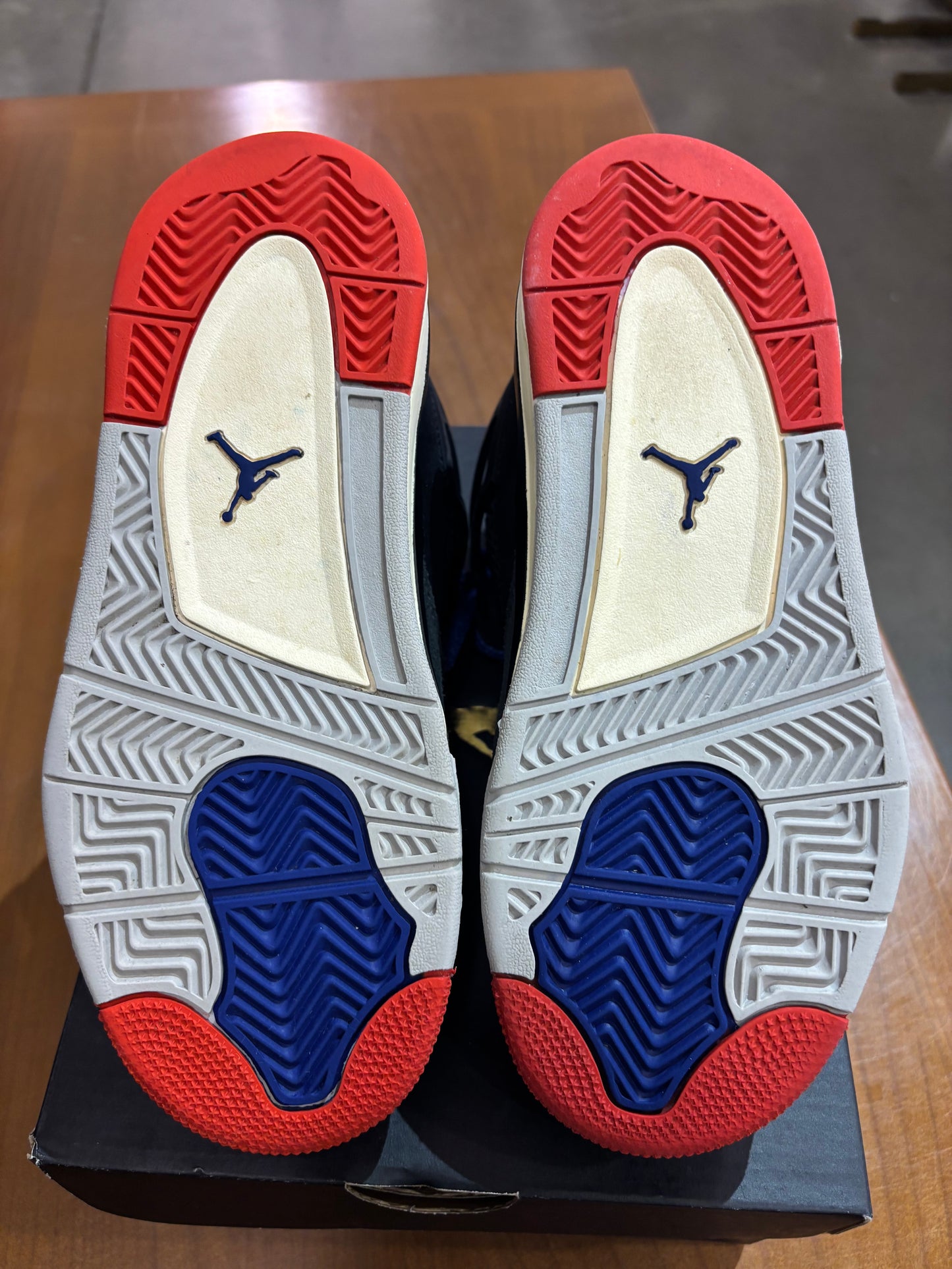 Preowned Air Jordan 4 Rare Air