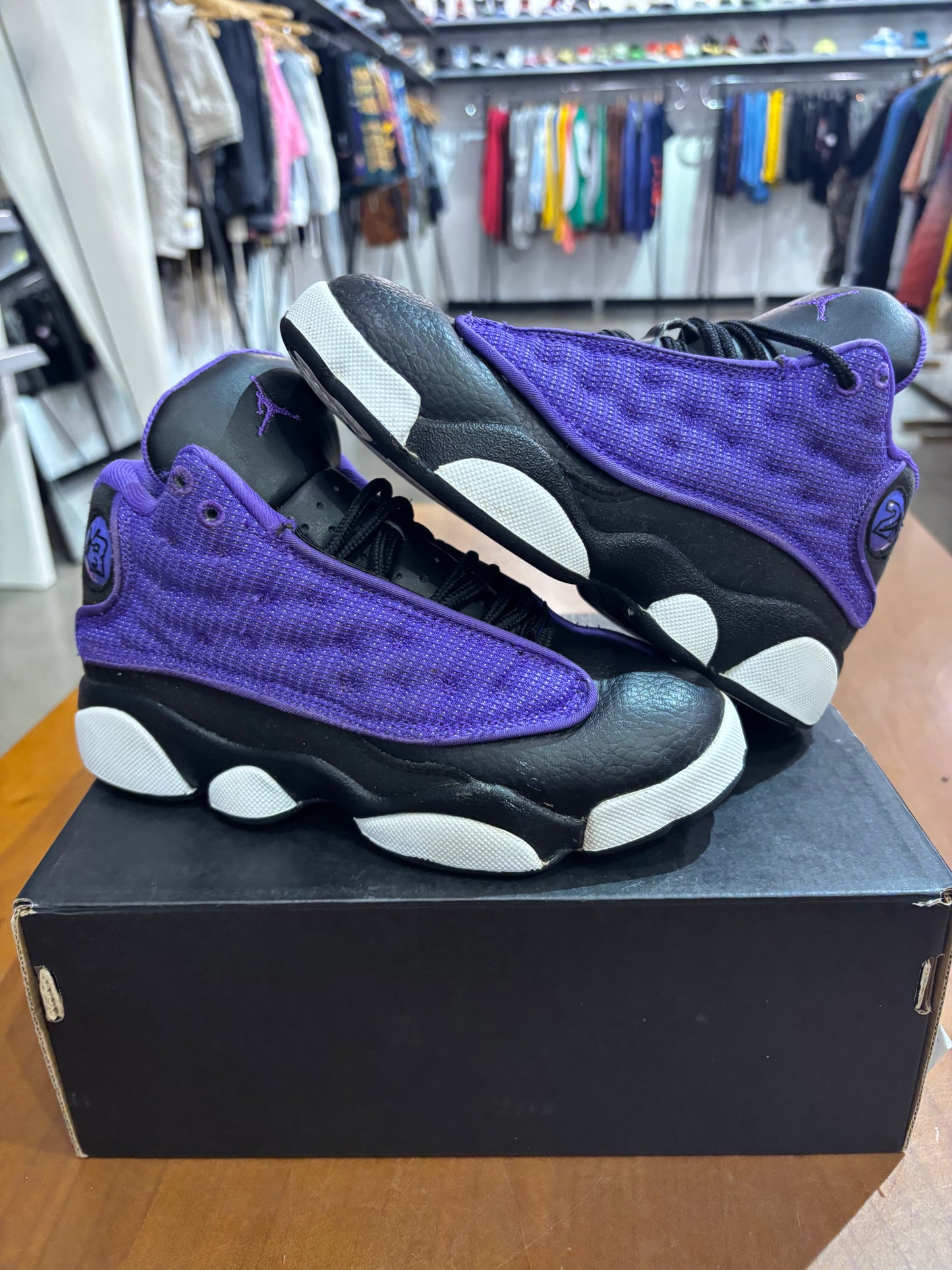 Preowned Air Jordan 13 Purple Venom