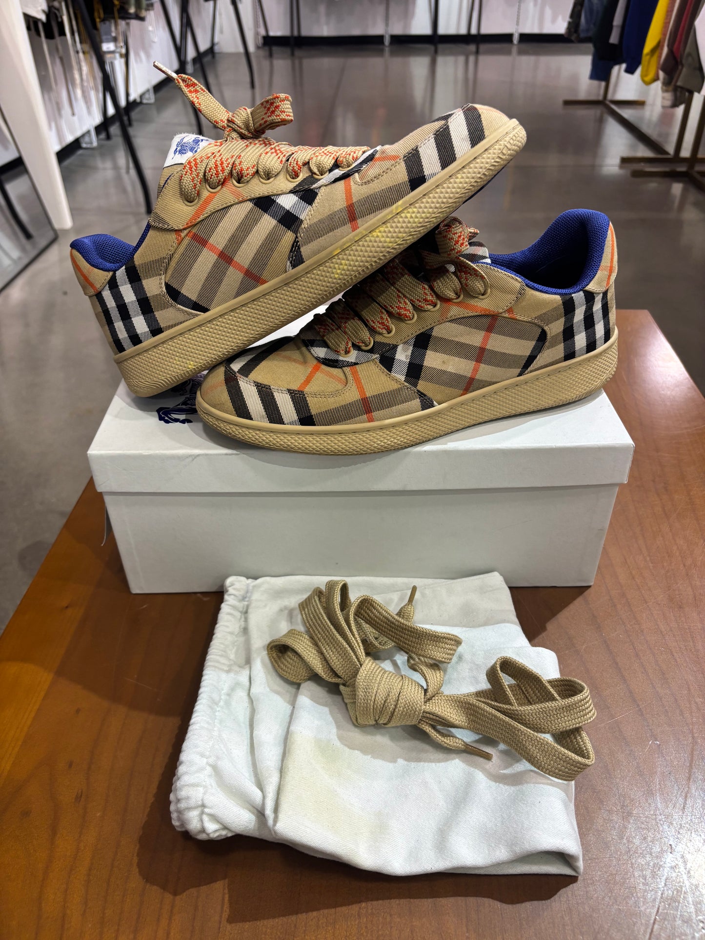 Preowned Burberry Check Terrace Sneakers