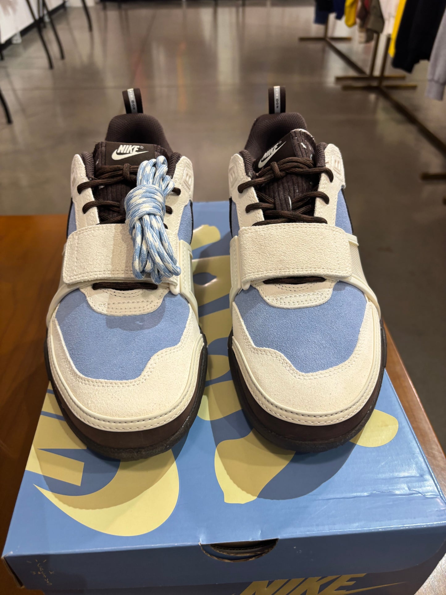 Nike Zoom Field Jaxx Travis Leche Blue