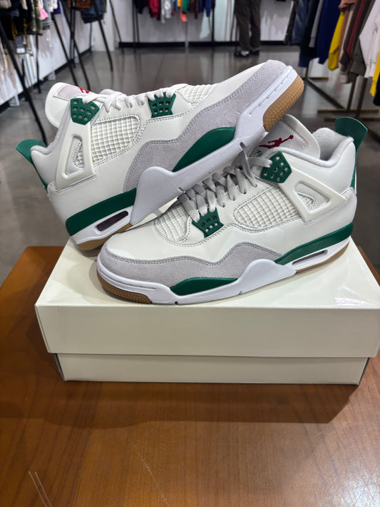 Air Jordan 4 SB Pine Green