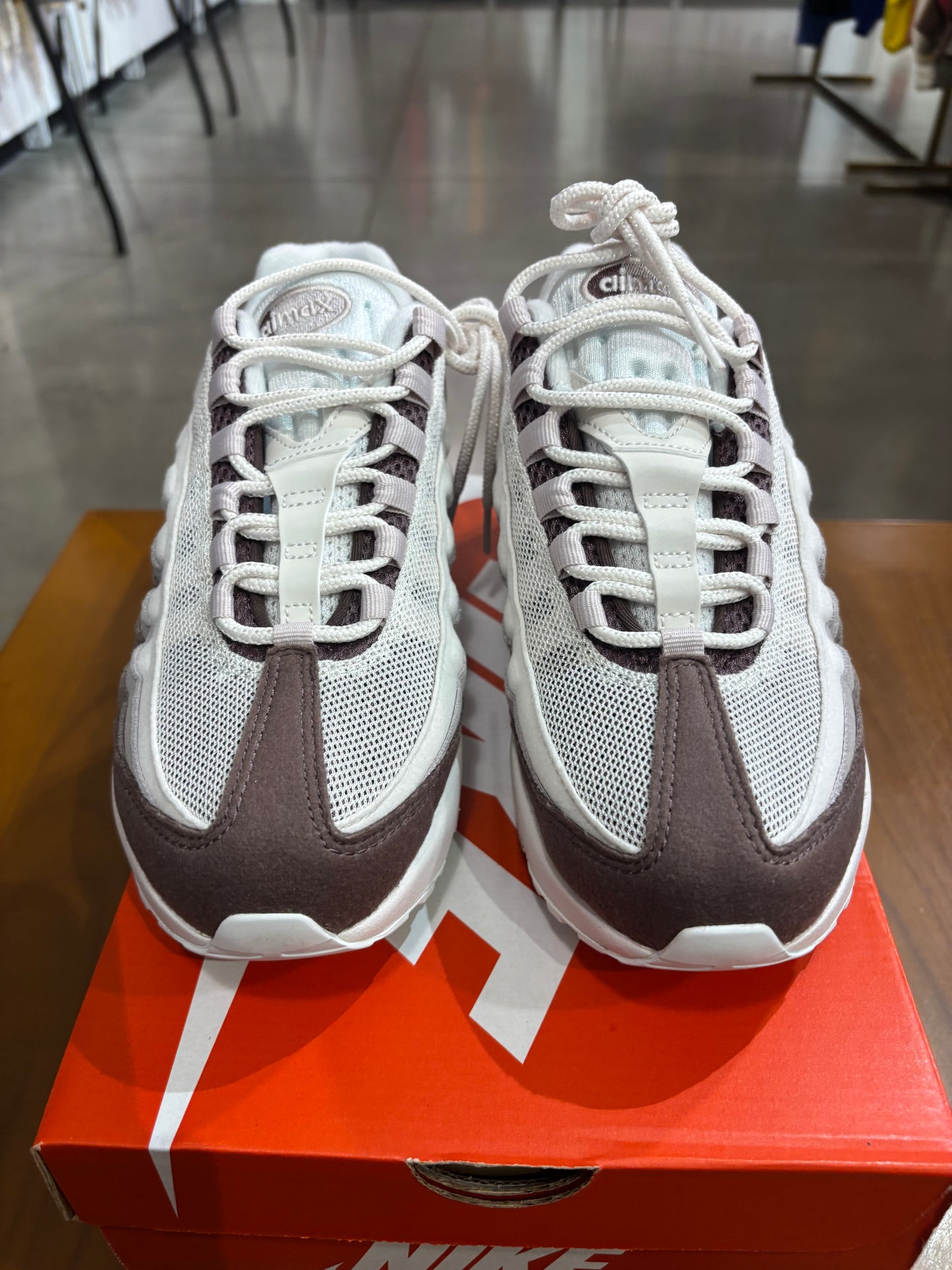 Nike Air Max 95 Phantom Silt Red