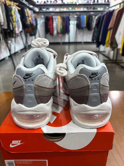 Nike Air Max 95 Phantom Silt Red