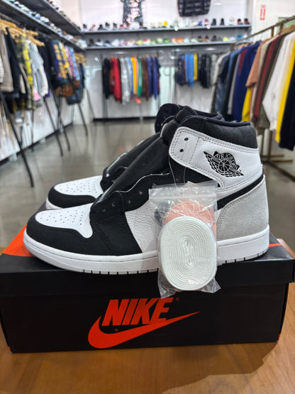 Air Jordan 1 Bleached Coral