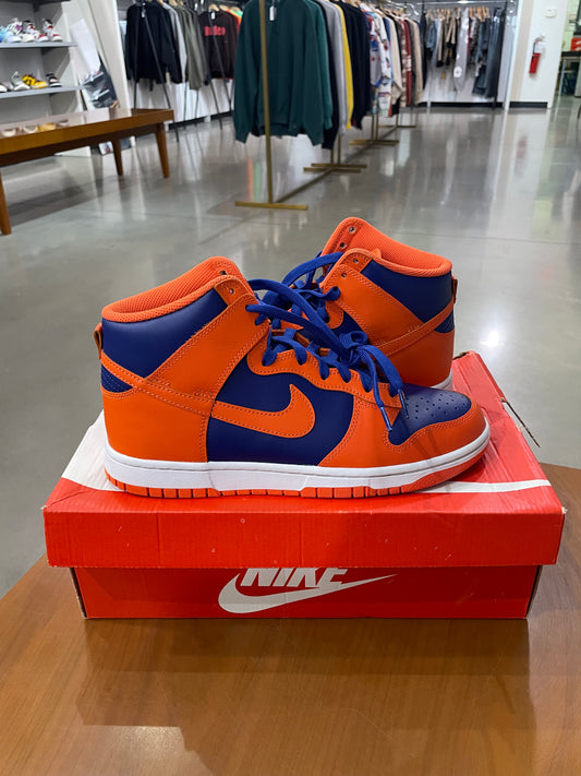 Preowned Nike Dunk High Knicks