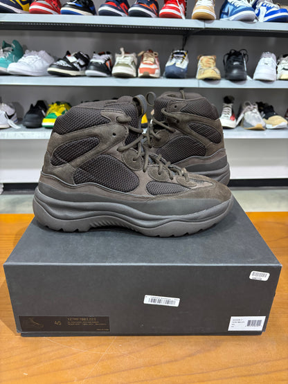 Preowned Yeezy Season 7 Desert Boot Oil