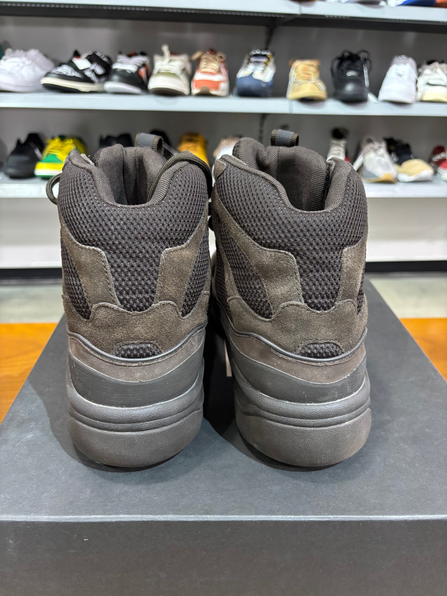 Preowned Yeezy Season 7 Desert Boot Oil