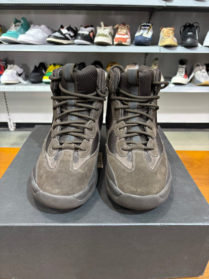 Preowned Yeezy Season 7 Desert Boot Oil