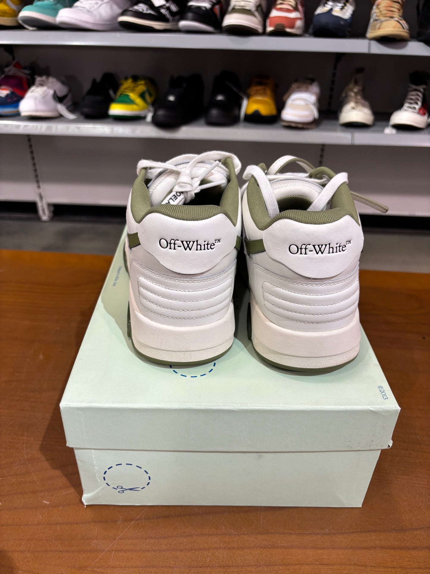 Preowned Off White Out Of Office Calf Leather White Sage