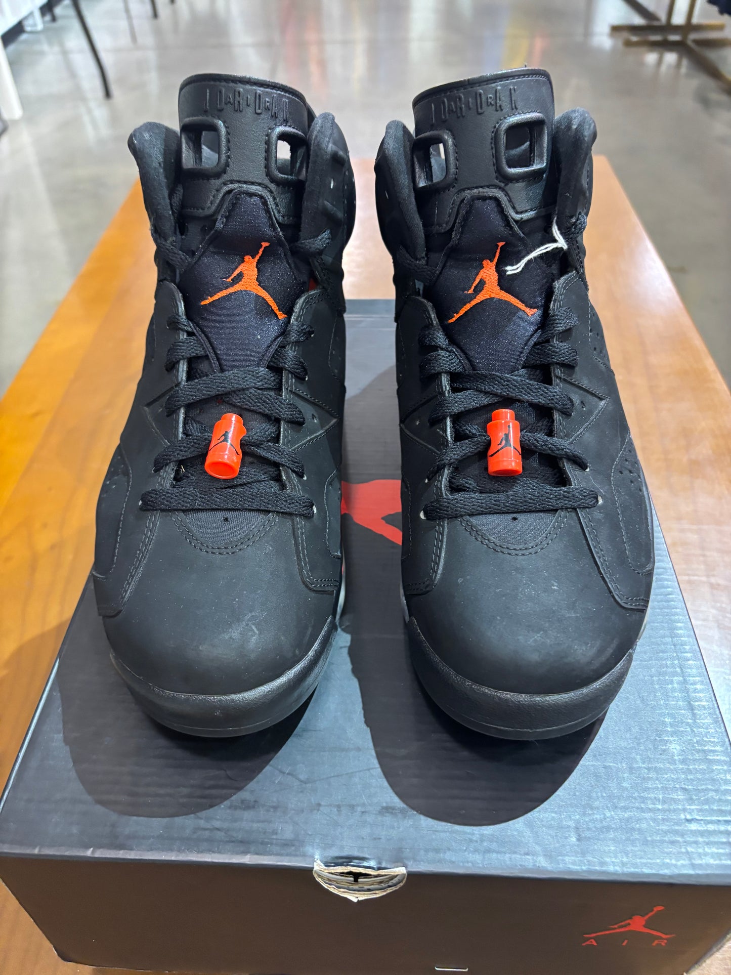 Preowned Air Jordan 6 Infrared (Defect)