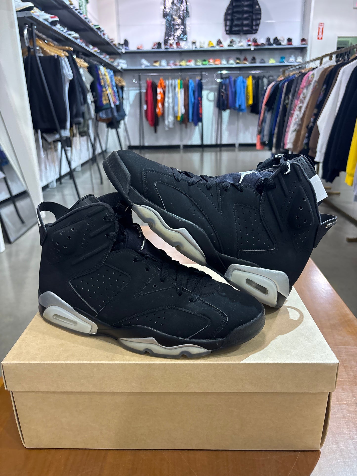 Preowned Air Jordan 6 Chrome