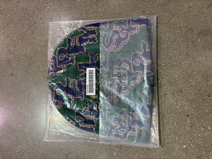 Supreme Slanted Gothic Outline Beanie Green